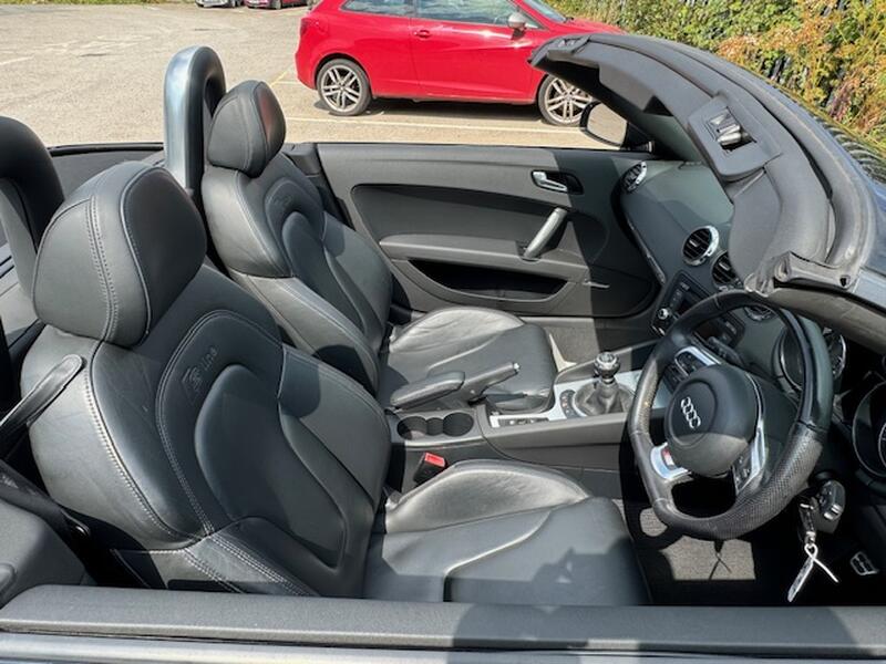 AUDI TT