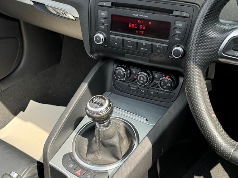 AUDI TT