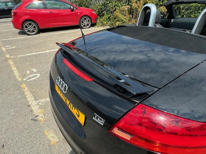 AUDI TT