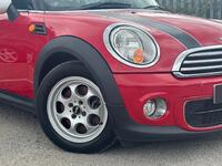 MINI HATCH