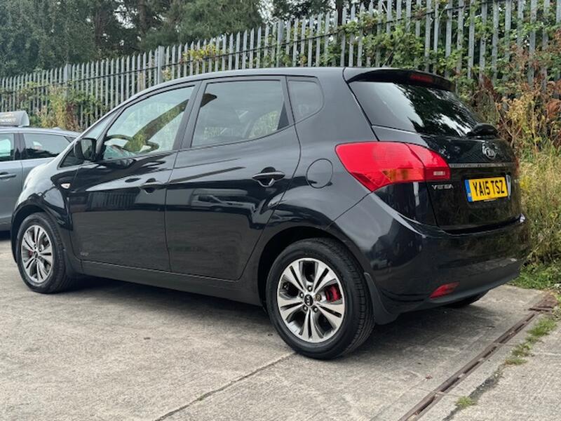 KIA VENGA