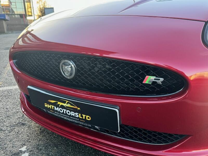 JAGUAR XKR