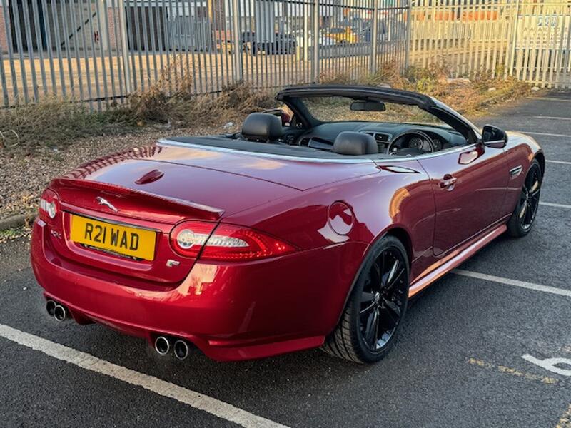 JAGUAR XKR