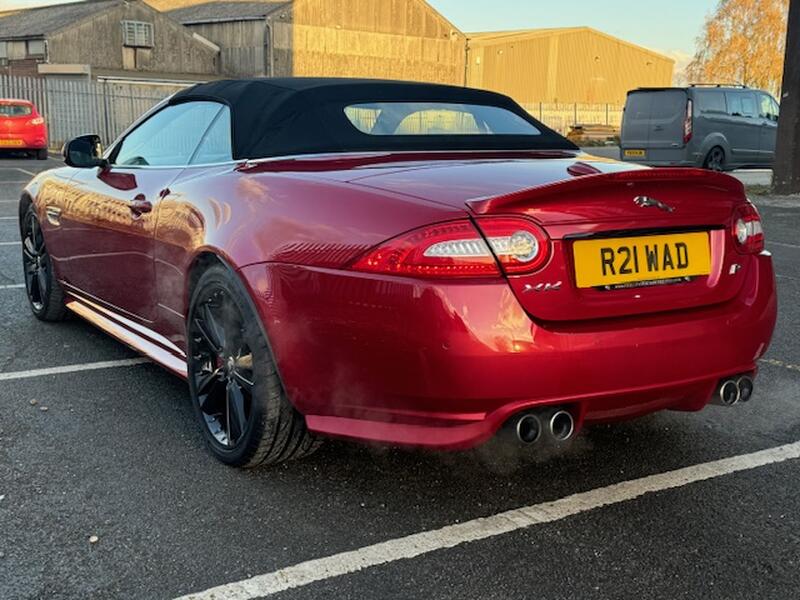 JAGUAR XKR