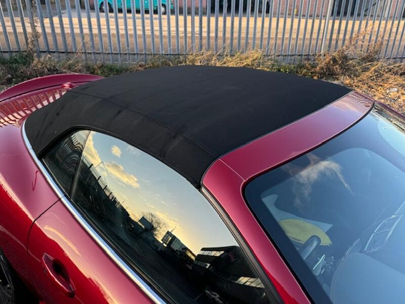 JAGUAR XKR