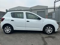 DACIA SANDERO