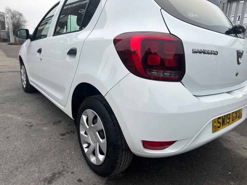 DACIA SANDERO
