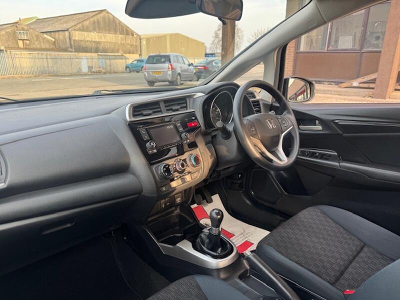 HONDA JAZZ