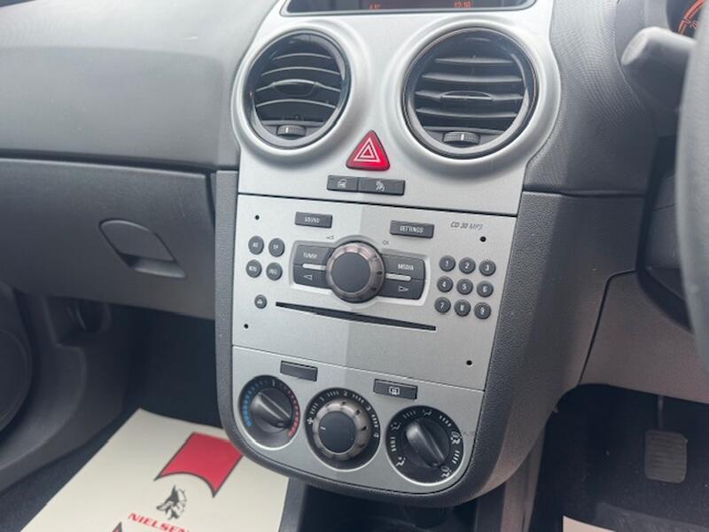 VAUXHALL CORSA