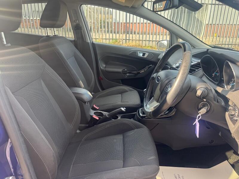 FORD FIESTA
