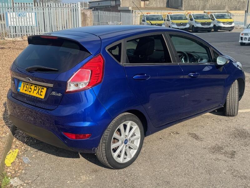 FORD FIESTA