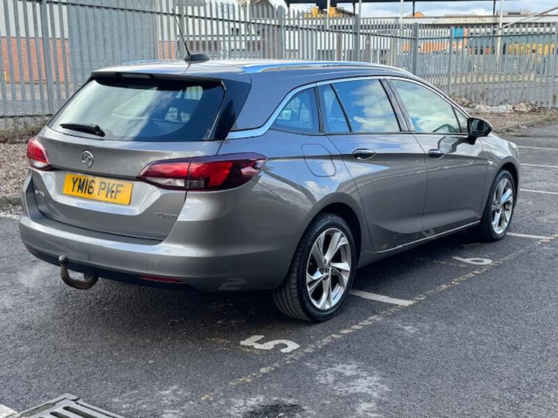 VAUXHALL ASTRA