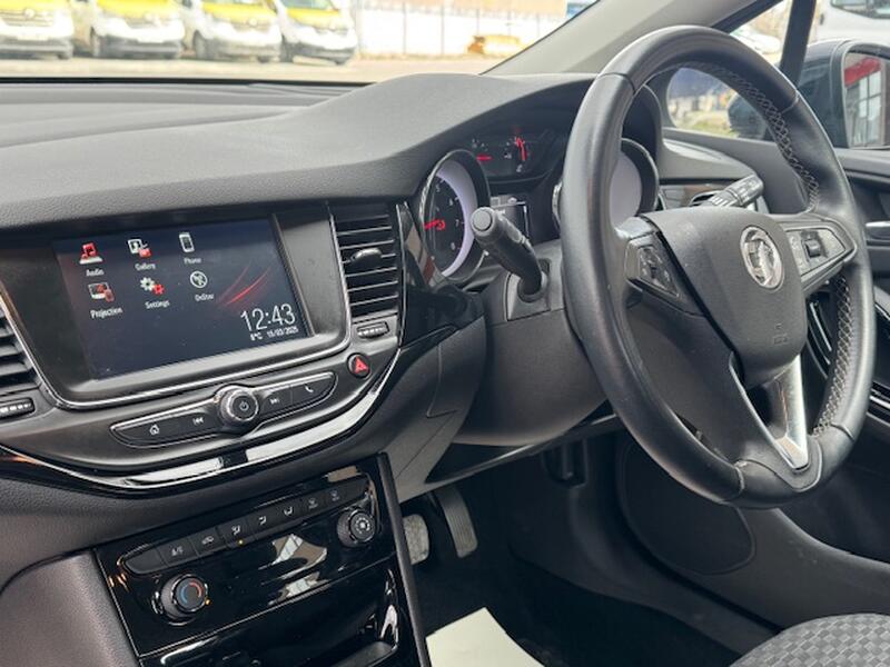 VAUXHALL ASTRA