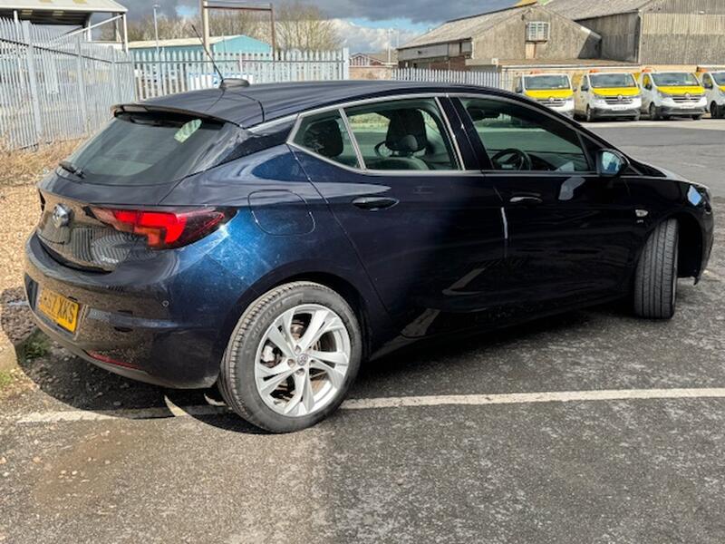VAUXHALL ASTRA