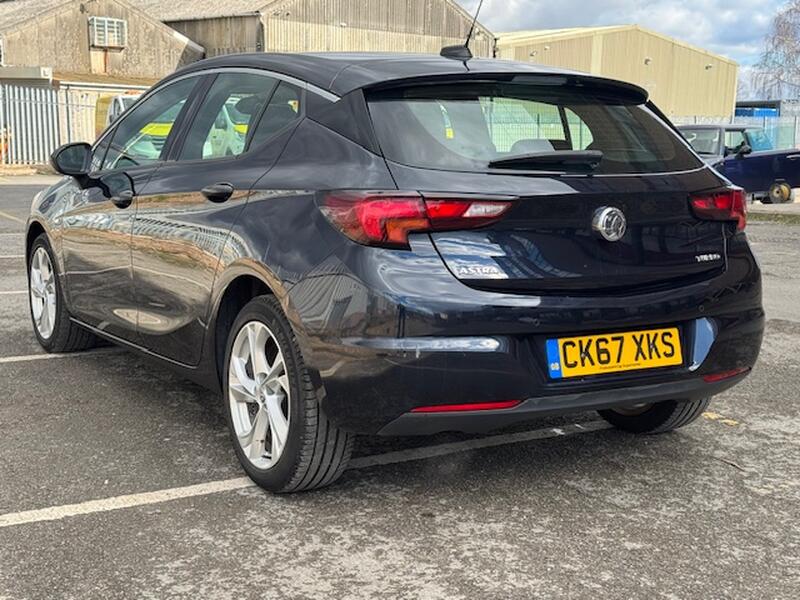 VAUXHALL ASTRA
