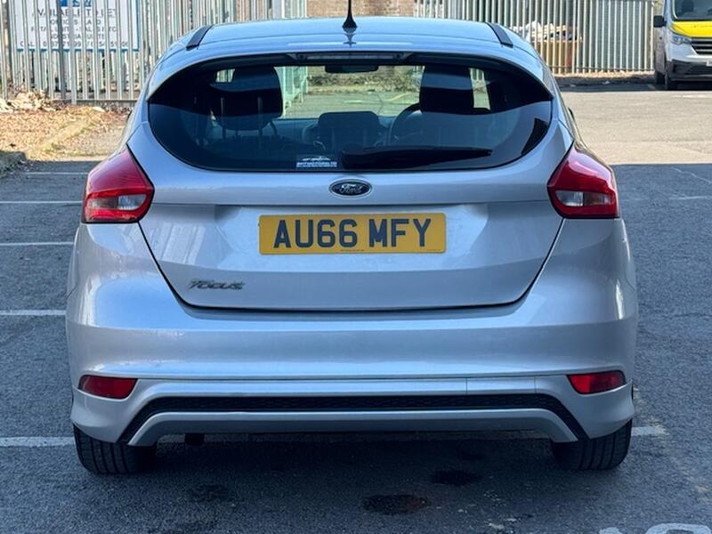 FORD FOCUS