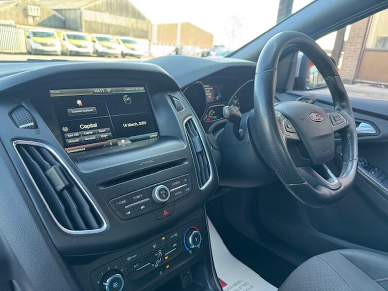 FORD FOCUS