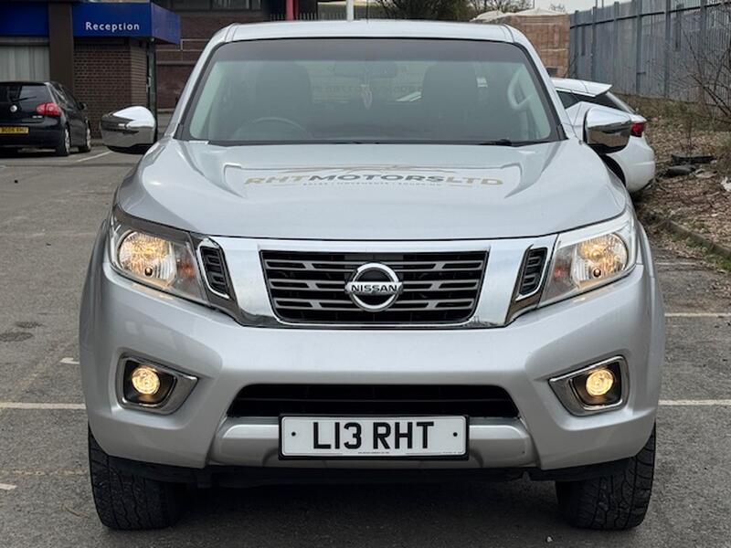 NISSAN NAVARA