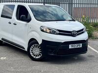 TOYOTA PROACE