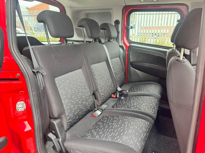 VAUXHALL COMBO LIFE