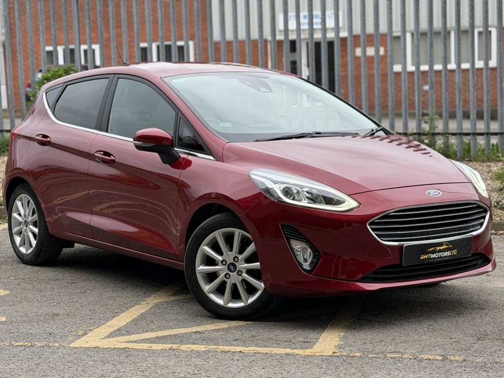 SOLD - Used FORD FIESTA 2019 Red in Worksop, Nottinghamshire | RHT ...